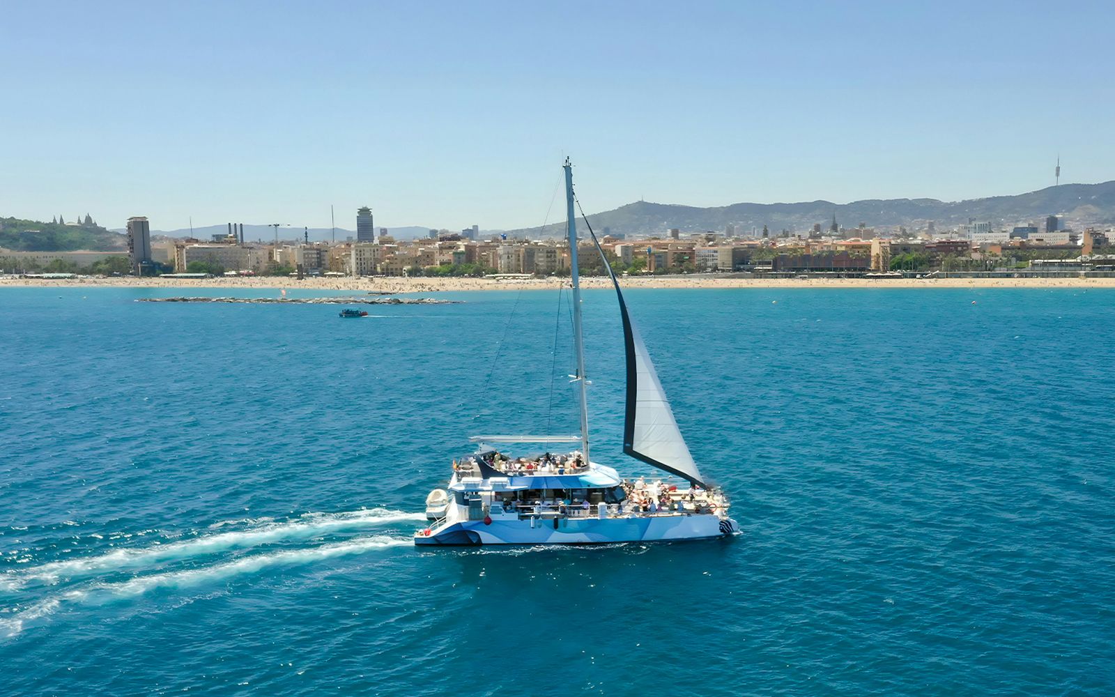 Premium Sailing and Gourmet Tapas & Winery Experience