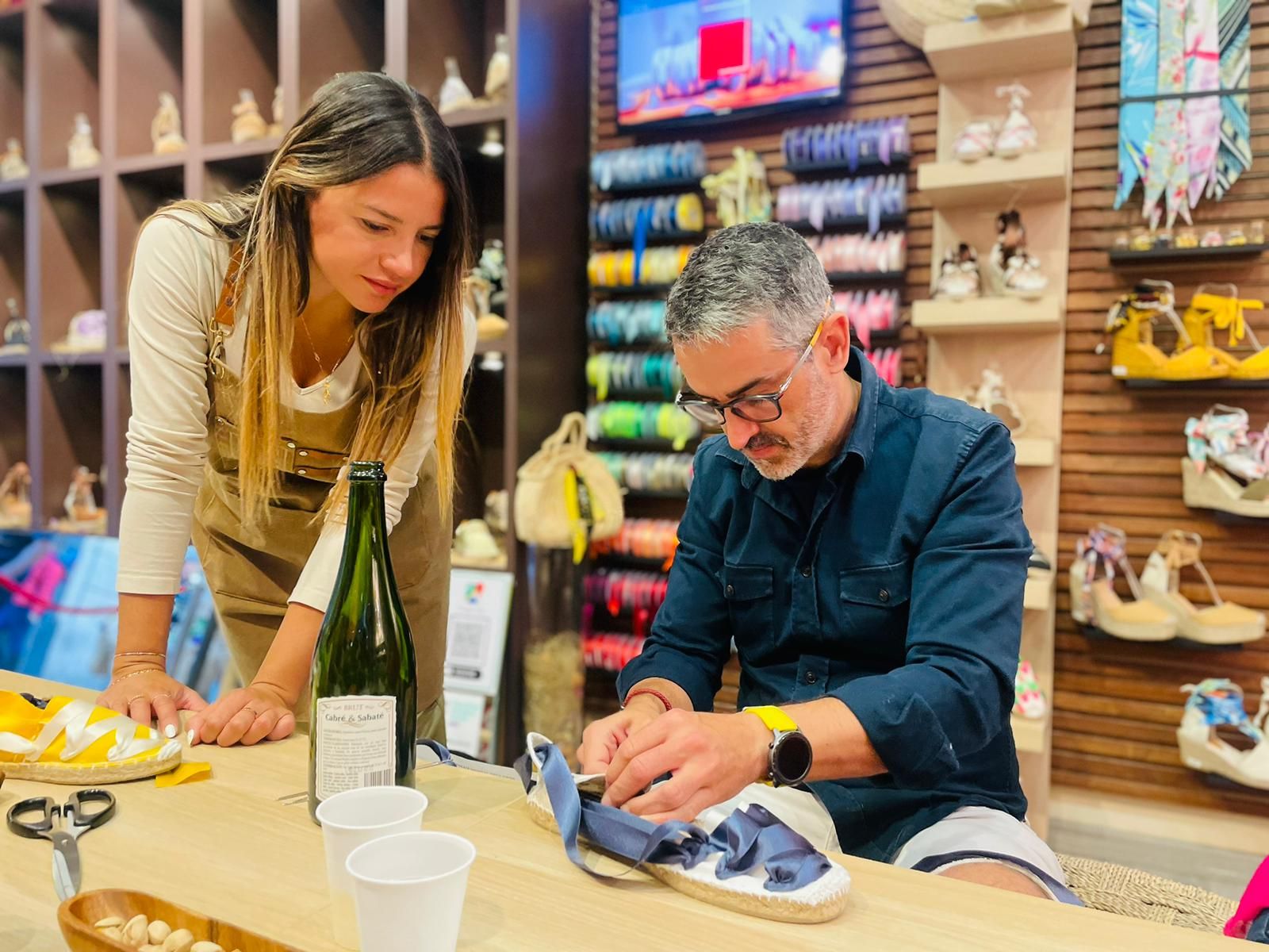 Private Premium Espadrilles Workshop in Gothic Quarter