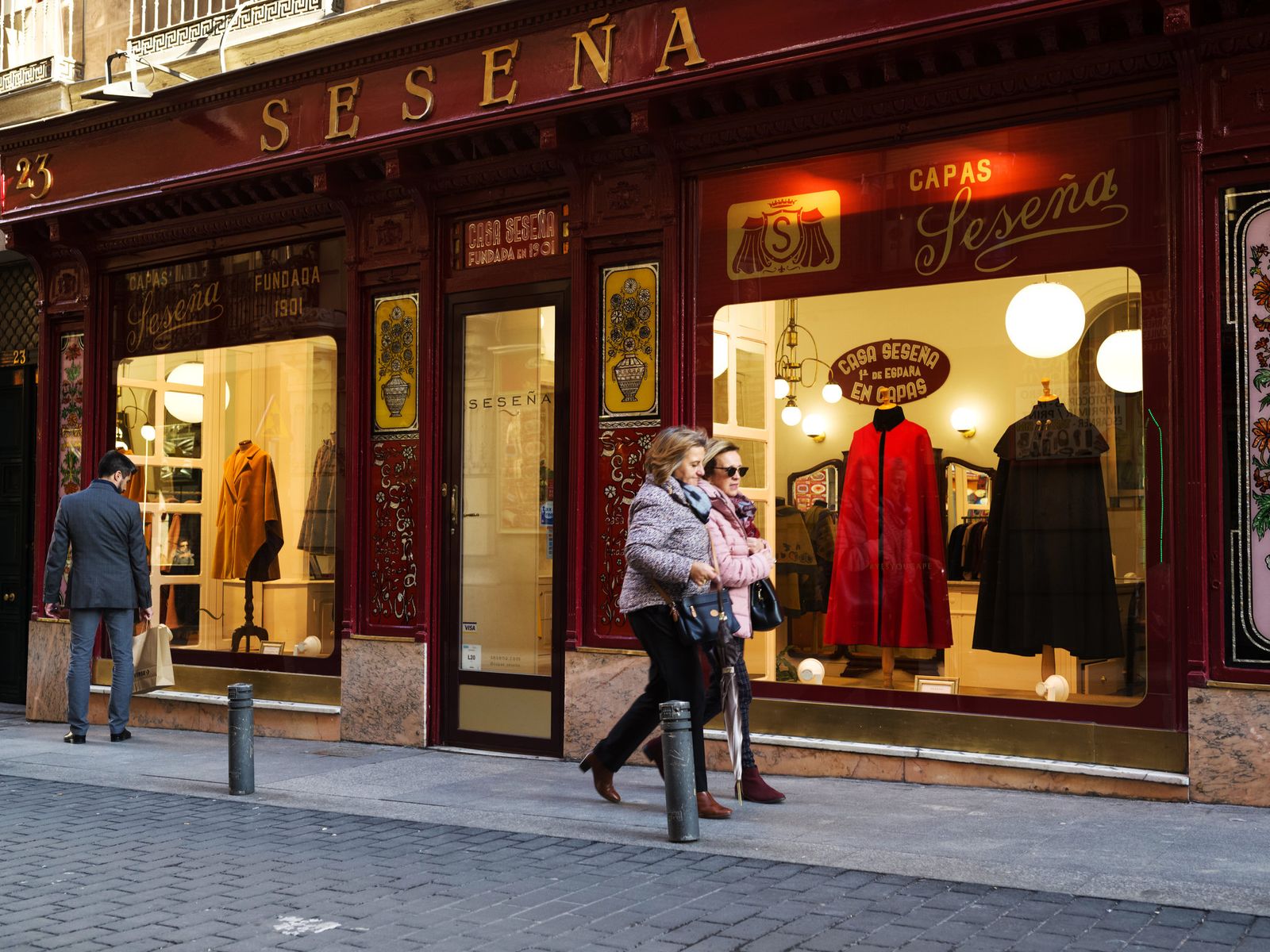 Spanish Fashion Shopping Tour