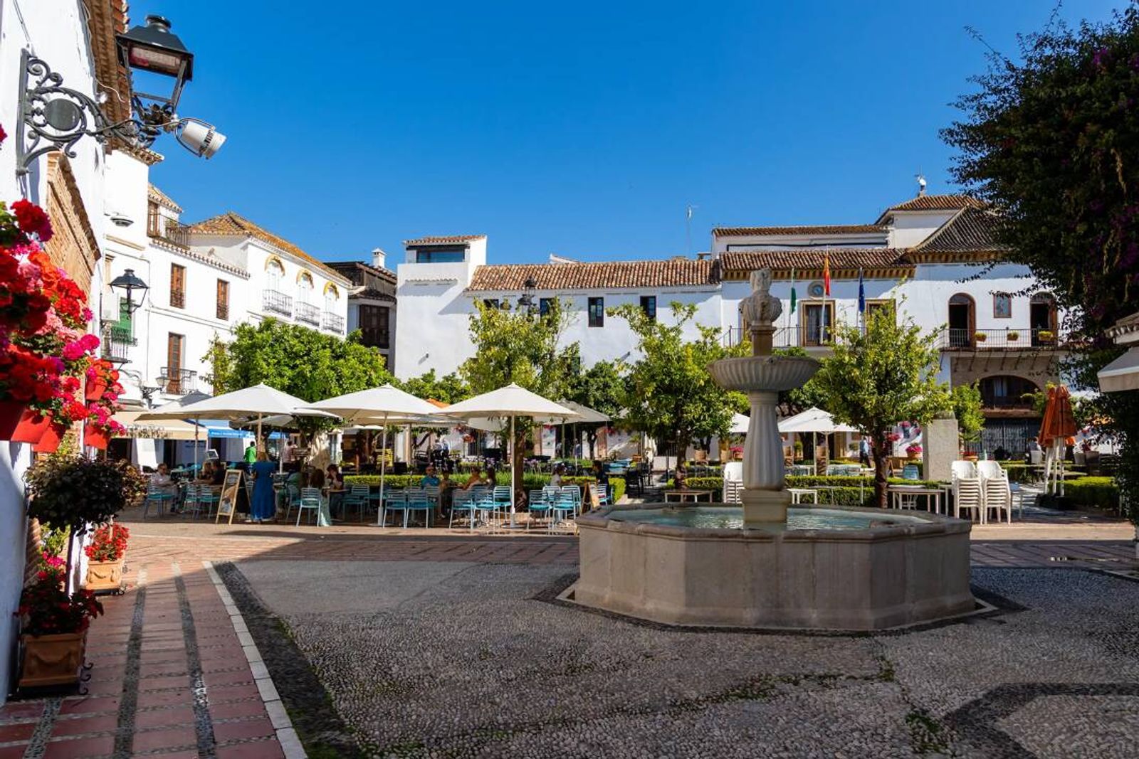 Half day Marbella Highlight's tour