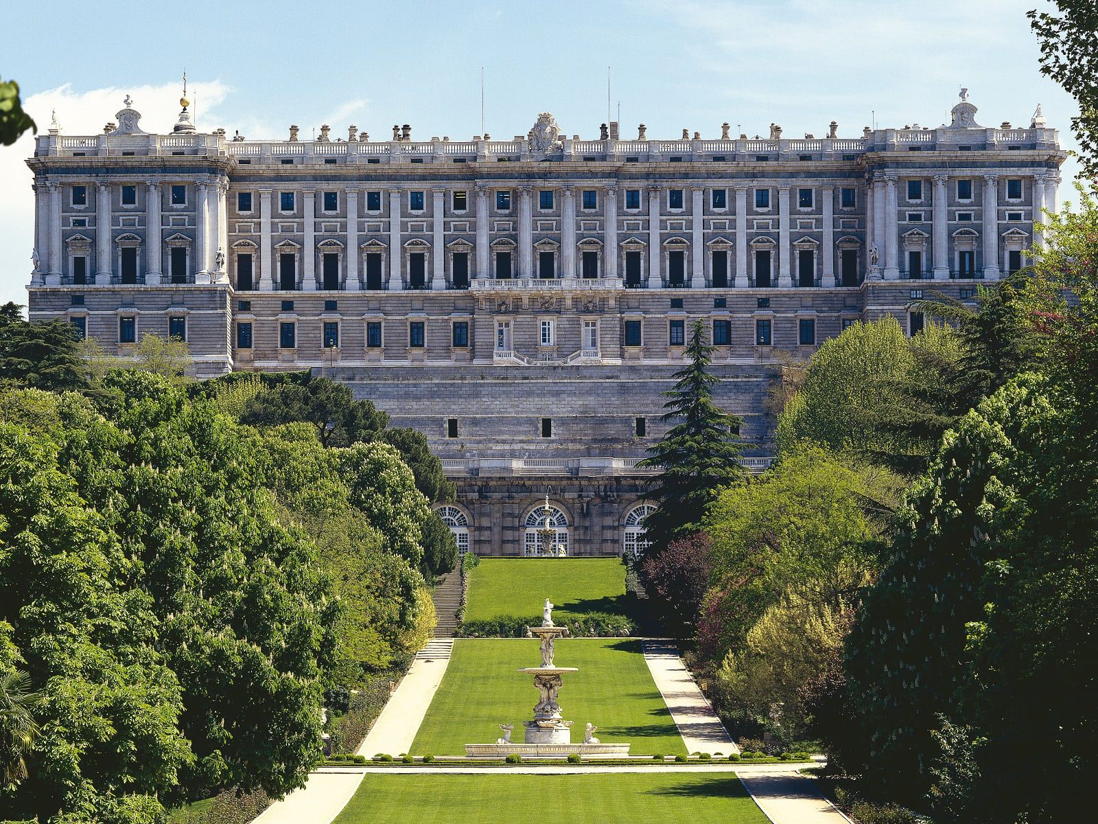 Madrid through the centuries & Royal Palace walking tour